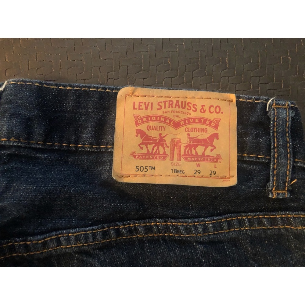 Levi Jeans - Picture 4 of 4
